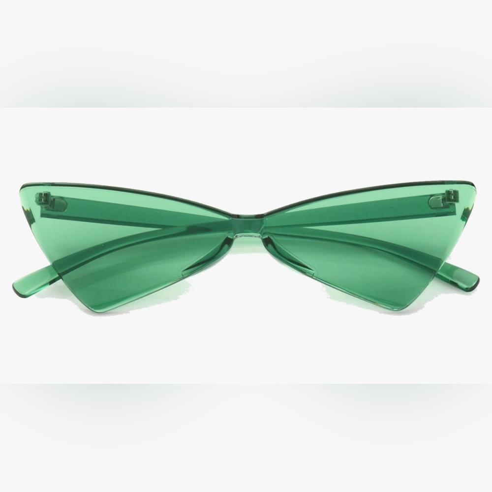 NWT Triangle Rimless Sunglasses One Piece Colored Transparent Sunglasses